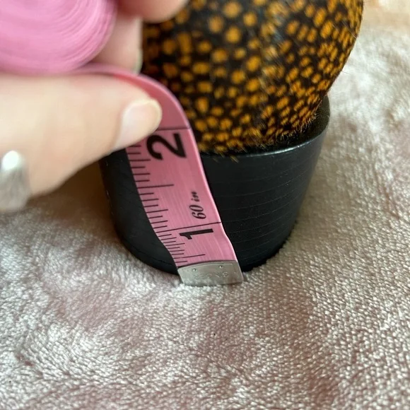 Seychelles brown animal print calf dyed hair slip on booties size 8 - Picture 11 of 11